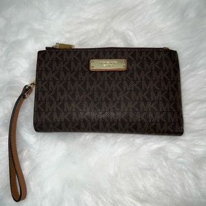 Michael Kors Wrist wallet